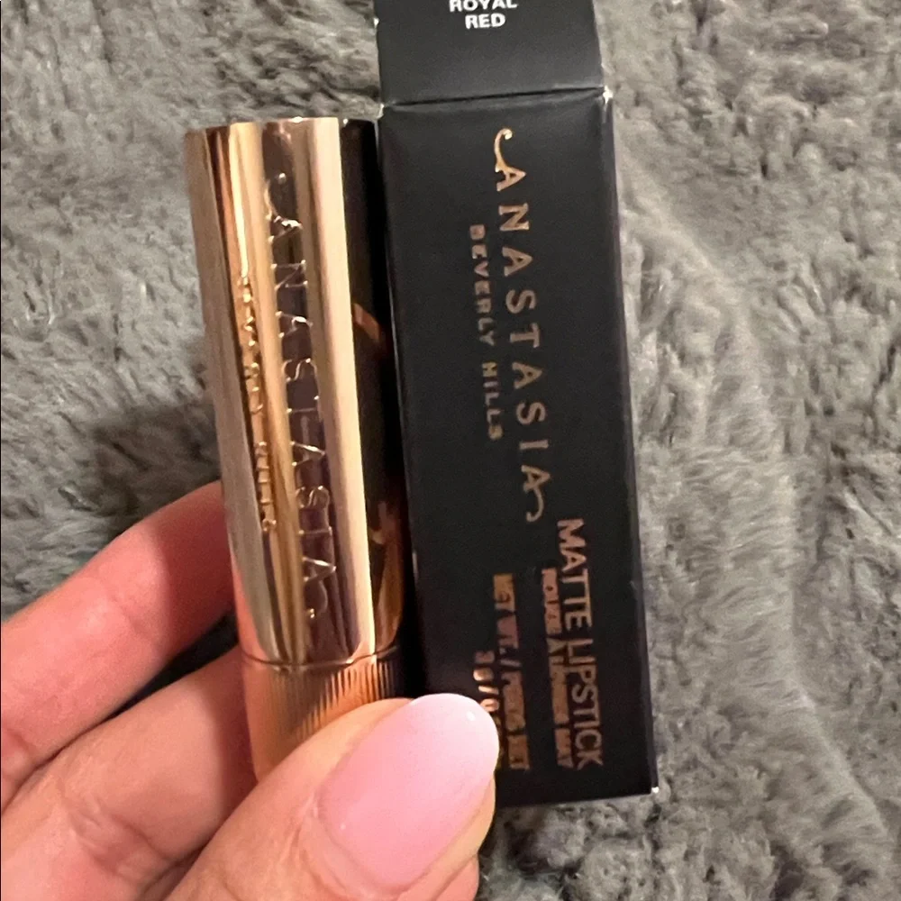 ANASTASIA Full-Pigment Matte & Satin Velvet Lipstick-Royal Red